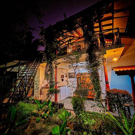 Dinesh Safari Homestay Udawalawe Exterior foto