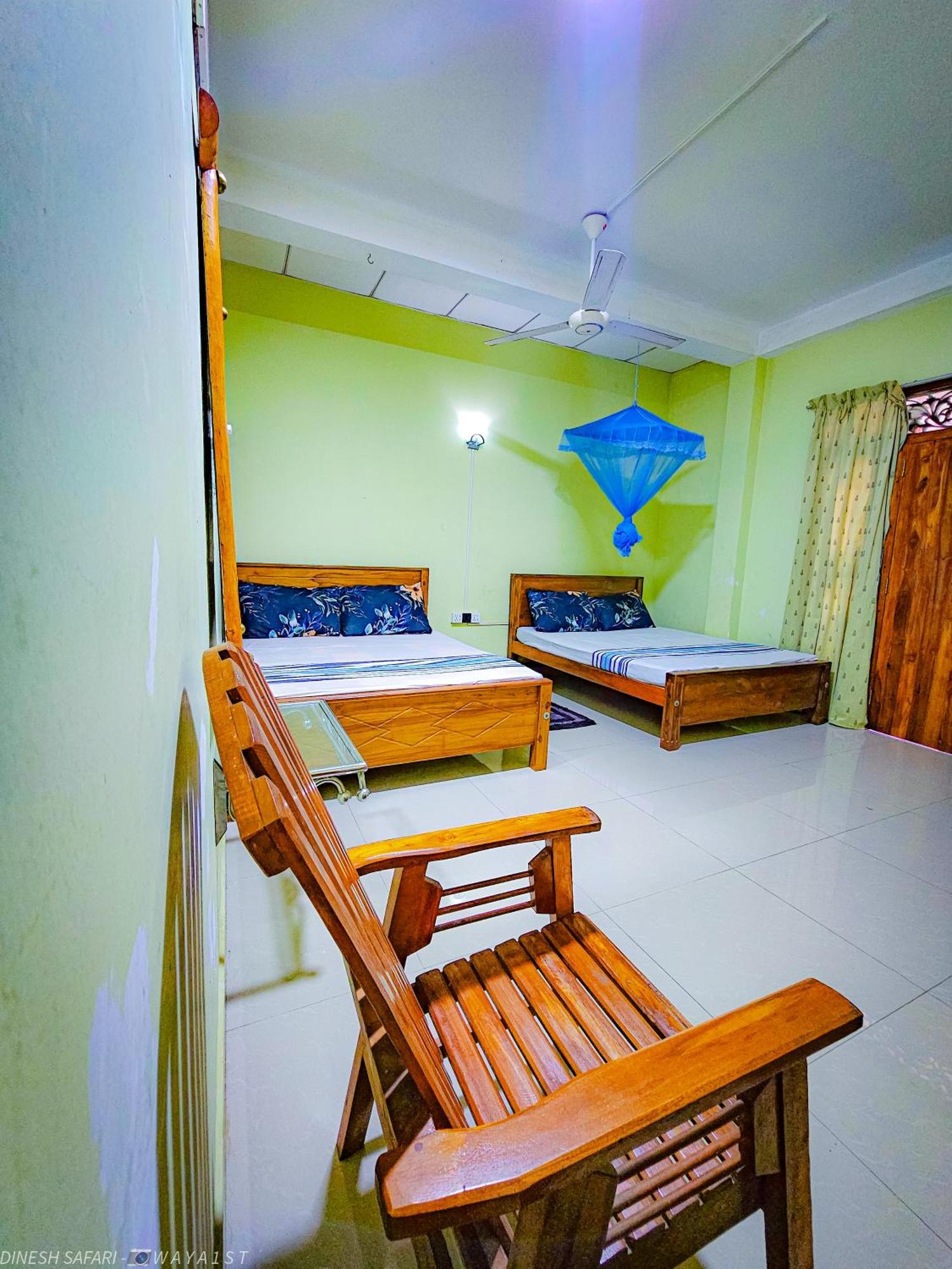 Dinesh Safari Homestay Udawalawe Exterior foto
